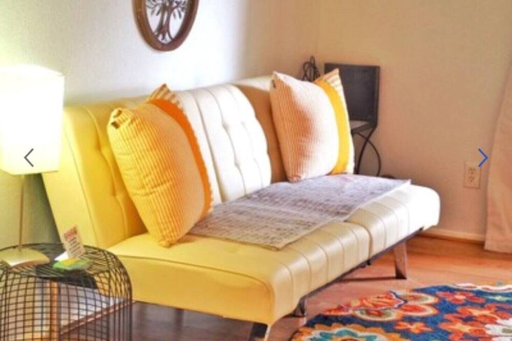 Photo of Bedroom in Chinatown