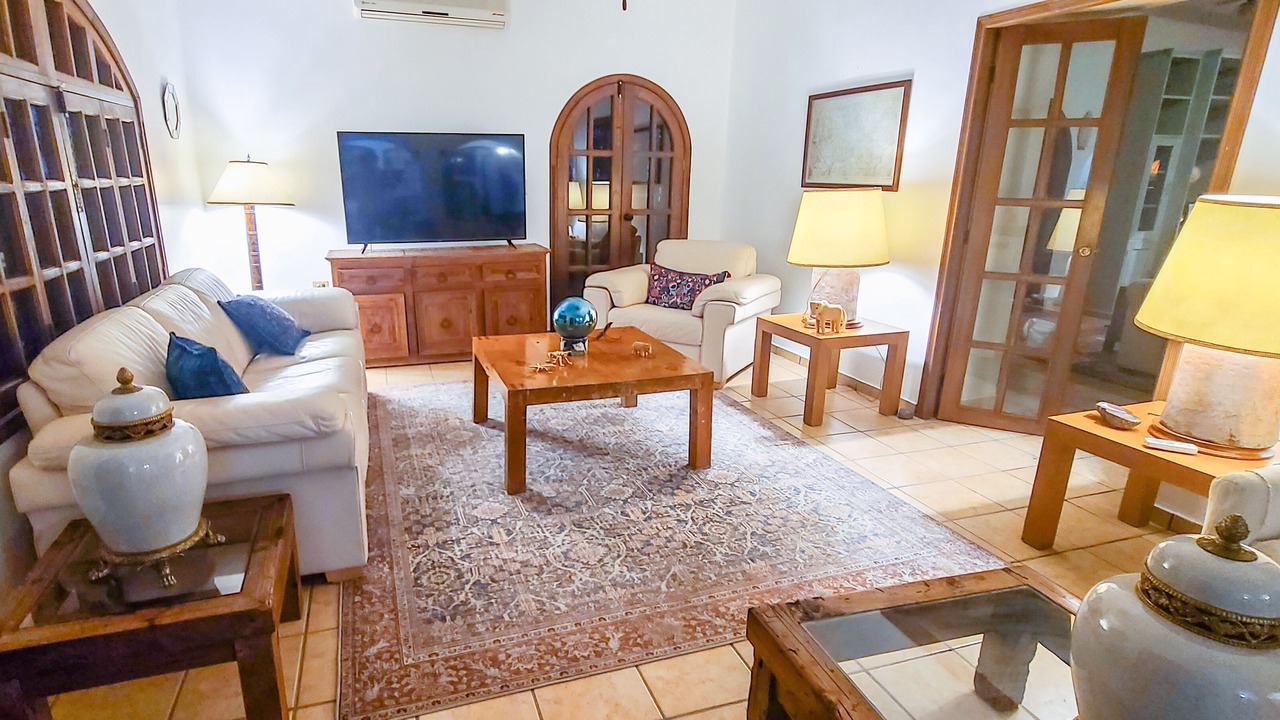Photo of Livingroom in Alamos