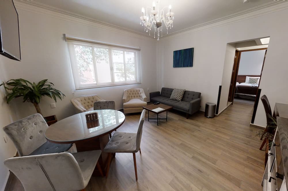 Photo of Livingroom in Reforma