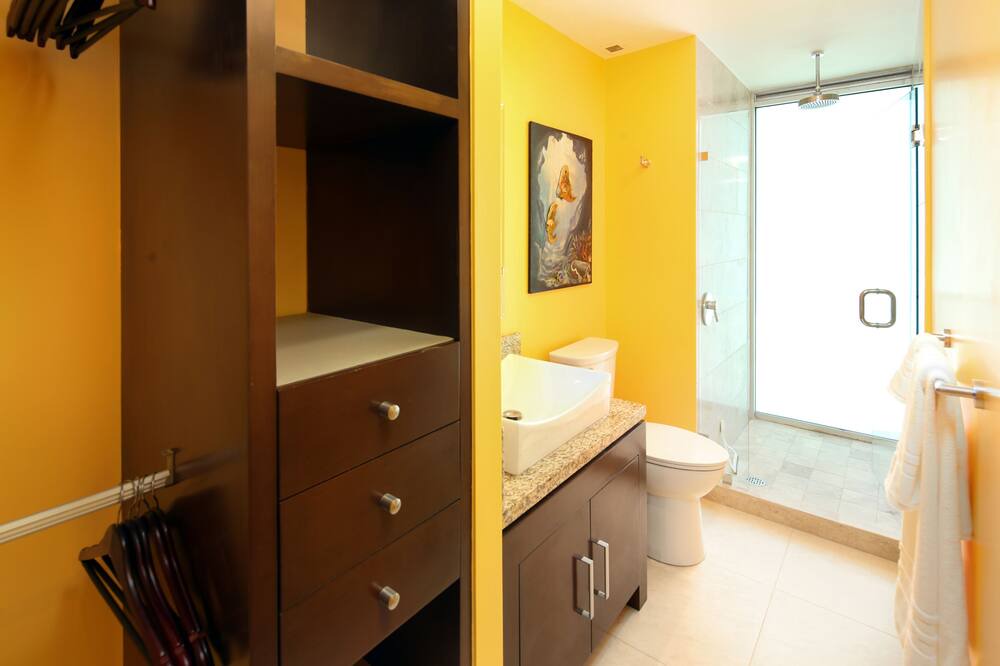 Photo of Bathroom in North Hotel Zone