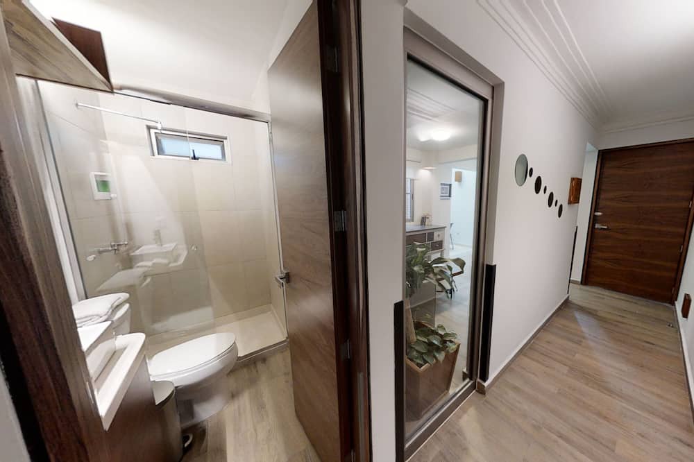 Photo of Bathroom in Reforma
