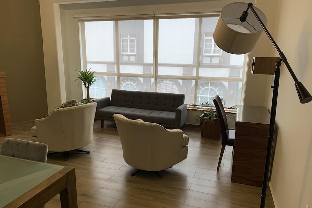 Photo of Livingroom in Reforma