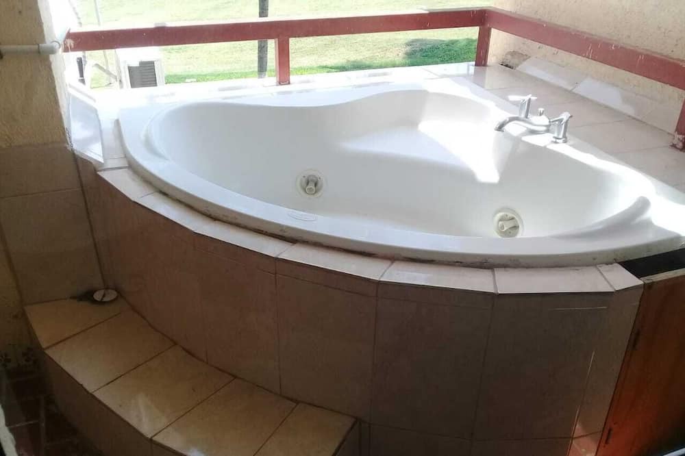 Photo of Bathroom in Peninsulas de Santiago
