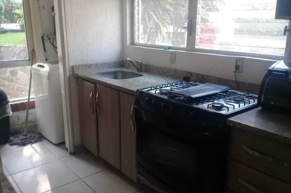Photo of Kitchen in Peninsulas de Santiago