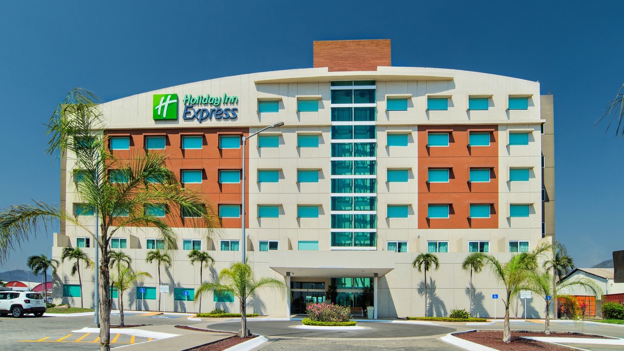 Photo of Buildings in Manzanillo