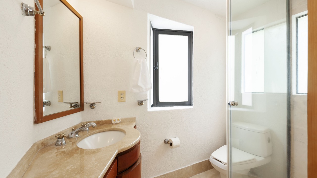Photo of Bathroom in Bosques de las Lomas
