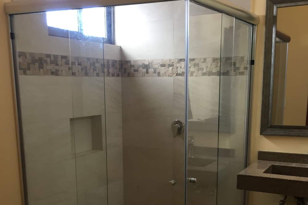 Photo of Bathroom in Quintas del Mar