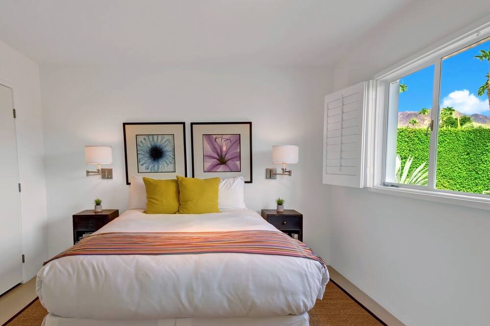 Photo of Bedroom in Deep Well Ranch
