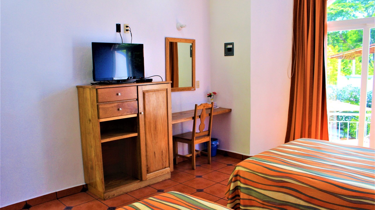 Photo of Bedroom in R