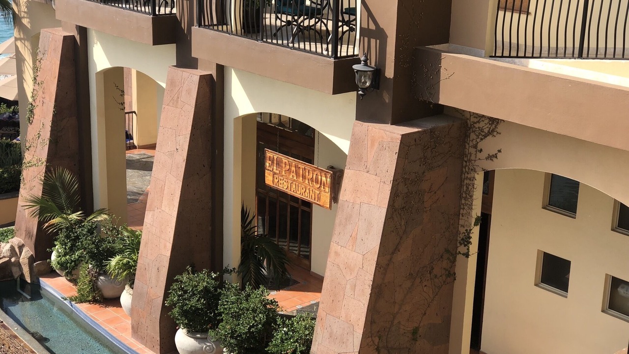 Photo of Buildings in El Medano Ejidal