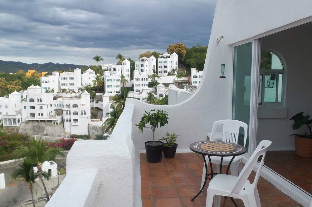 Photo of Patio Balcony in Las Hadas