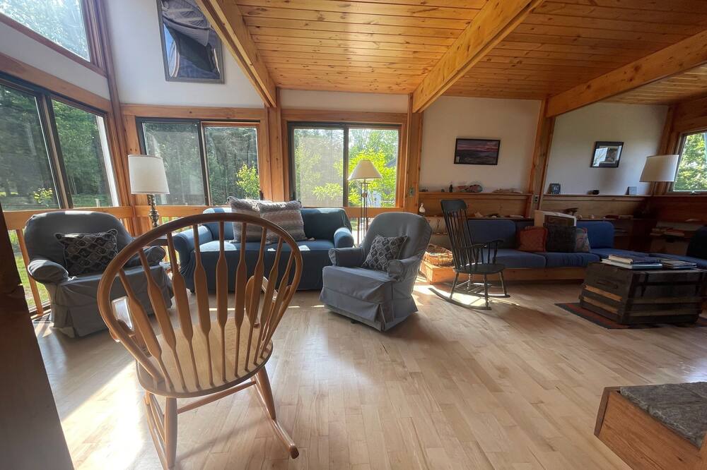 Photo of Livingroom in Deer Isle