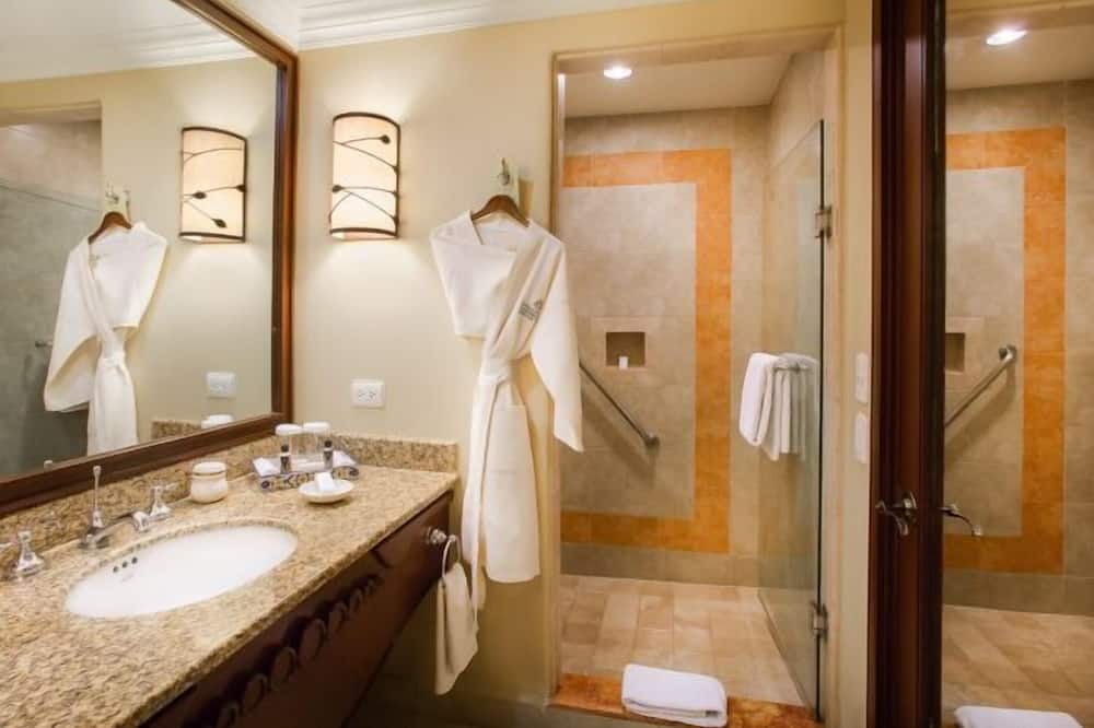 Photo of Bathroom in Paraiso Escondido