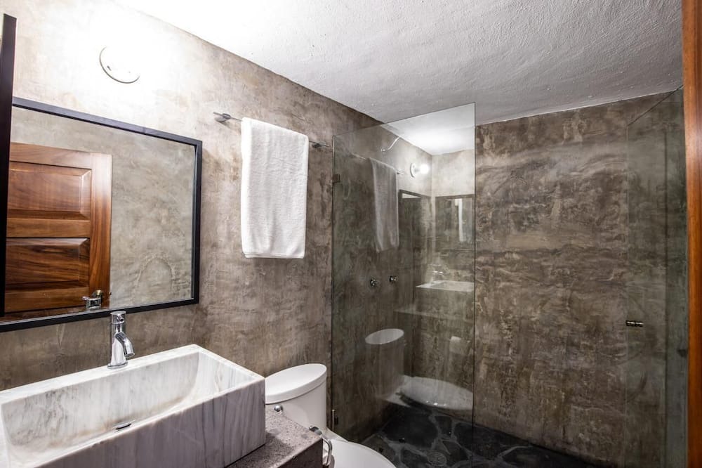 Photo of Bathroom in Emiliano Zapata