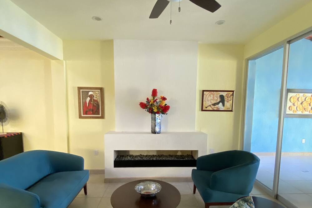 Photo of Livingroom in Riberas del Pilar