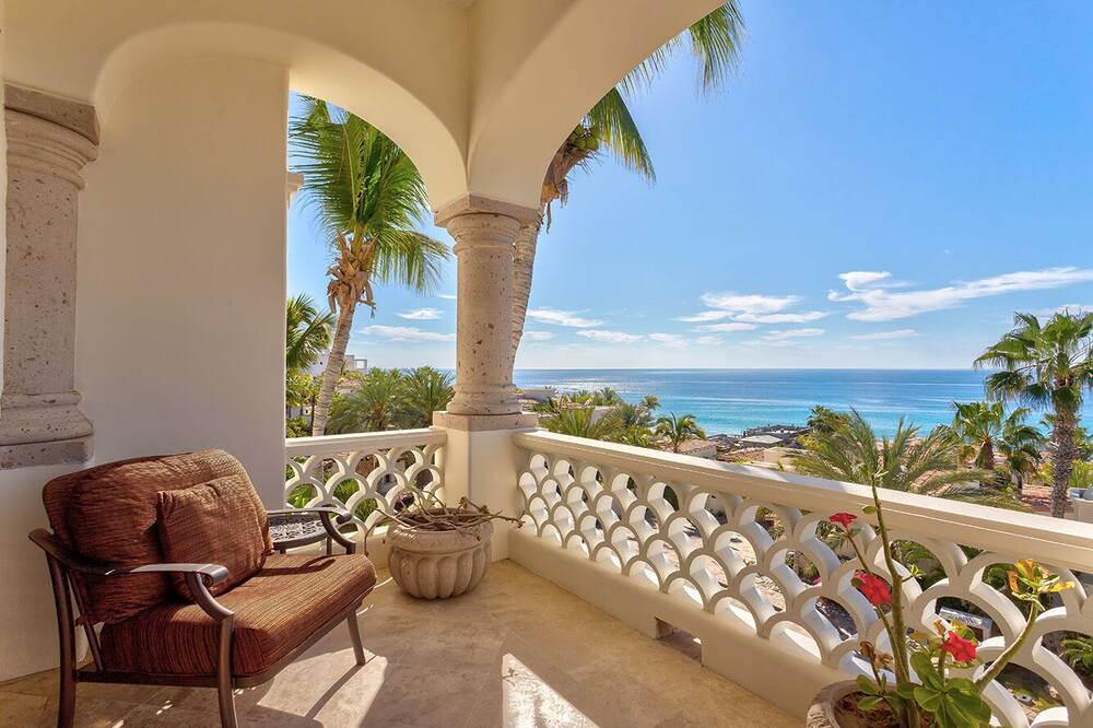 Photo of Patio Balcony in Buzzards