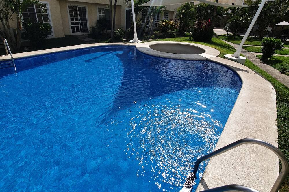 Photo of Outdoor in Diamante