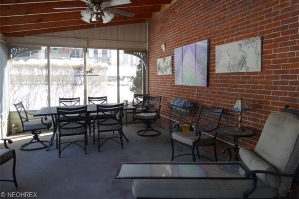 Photo of Outdoor in Massillon