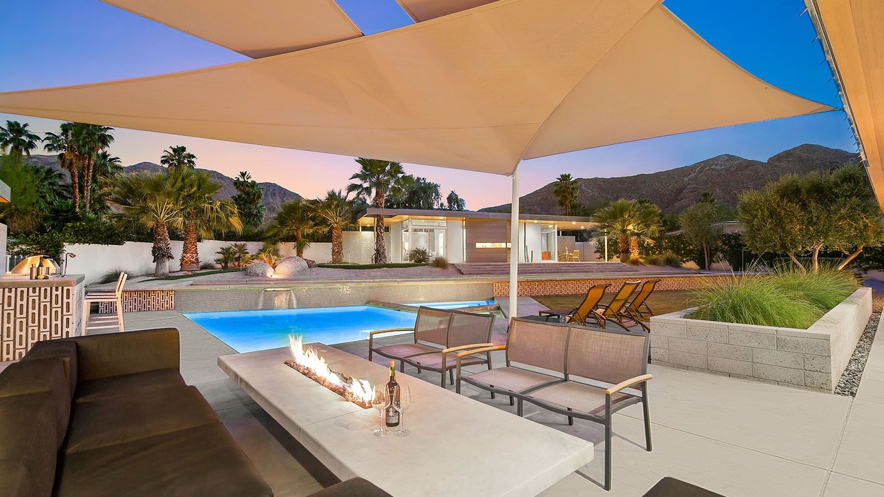 Photo of Outdoor in Magnesia Falls Cove