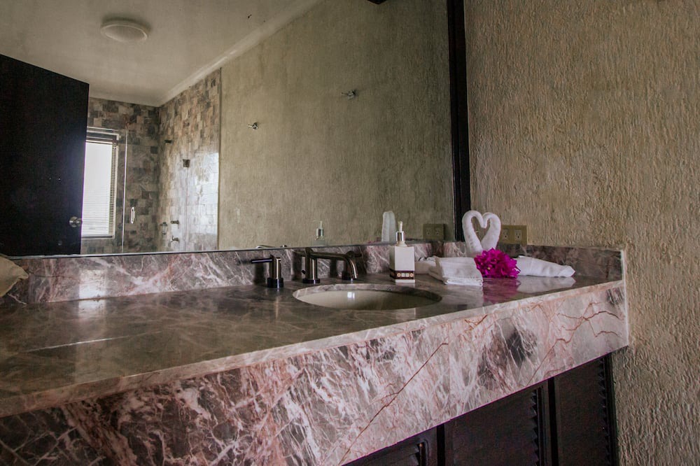 Photo of Bathroom in Las Brisas