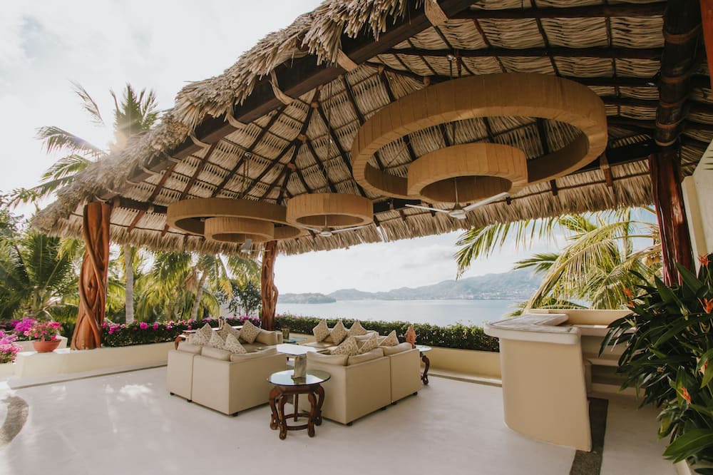 Photo of Patio Balcony in Las Brisas