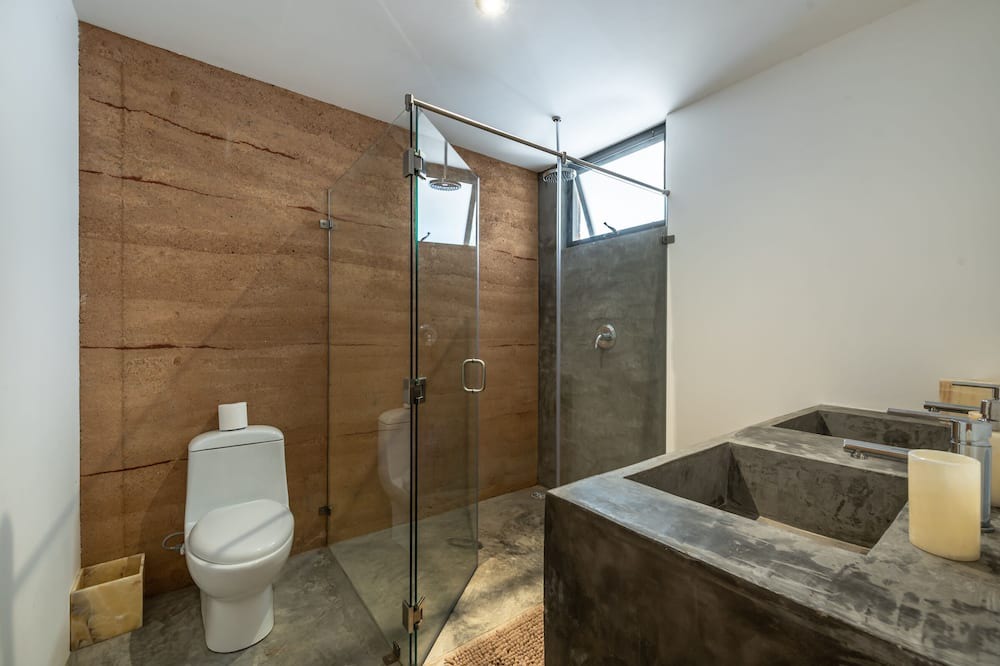 Photo of Bathroom in Cerritos