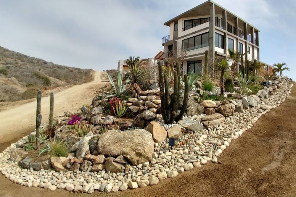 Photo of Outdoor in Cerritos