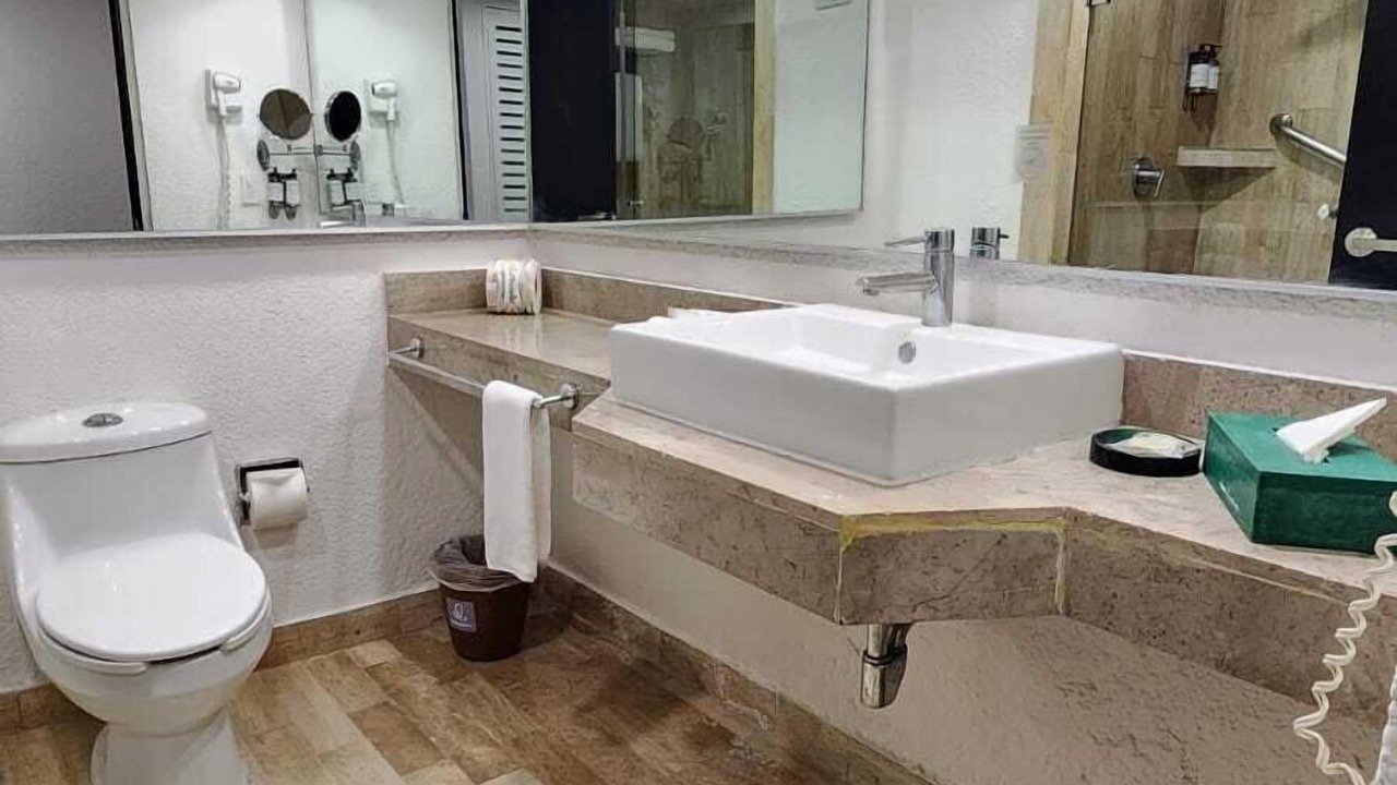 Photo of Bathroom in Club Deportivo
