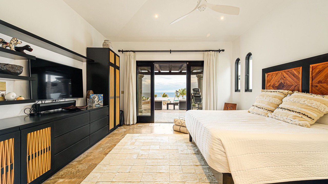 Photo of Bedroom in Buzzards