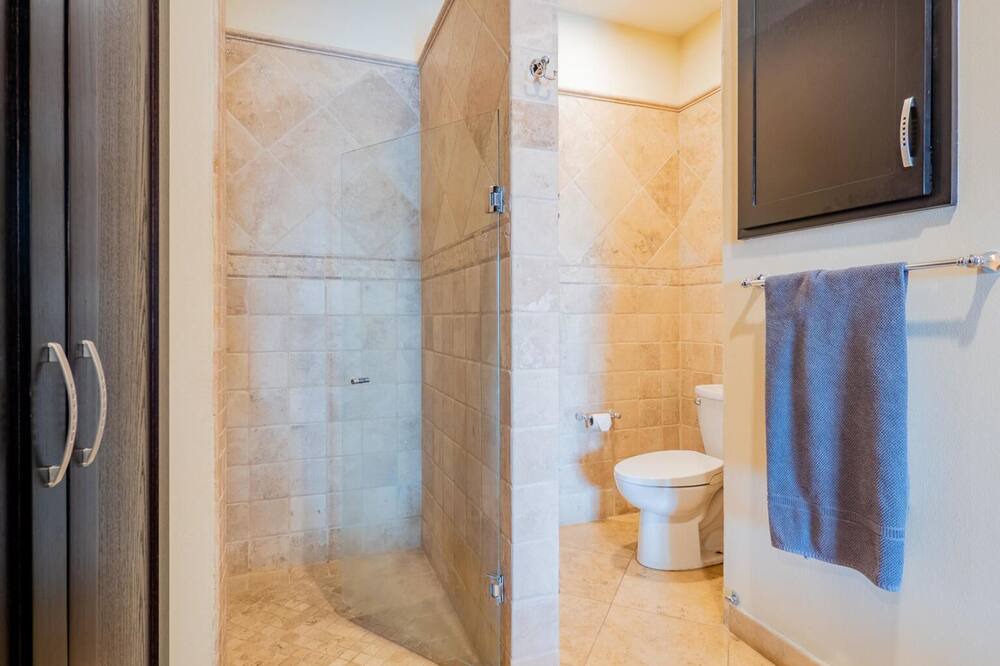 Photo of Bathroom in El Medano Ejidal