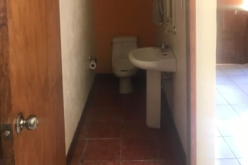 Photo of Bathroom in Patzcuaro