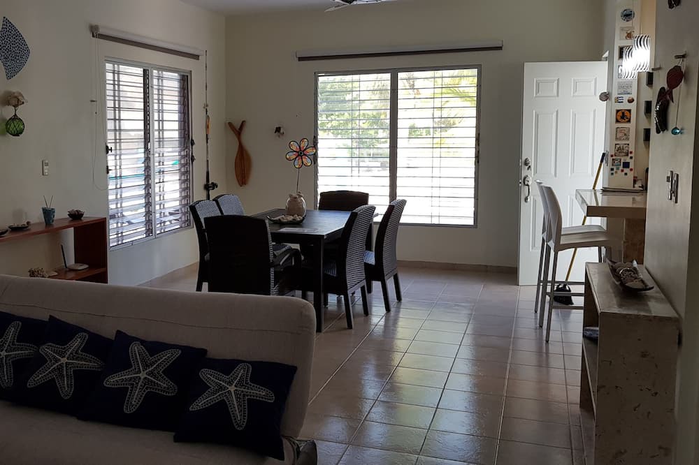 Photo of Livingroom in San Crisanto