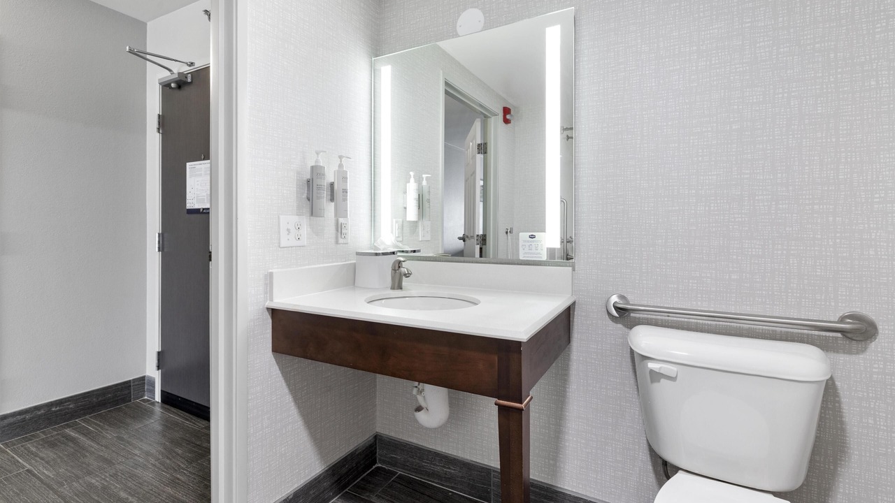 Photo of Bathroom in Salem