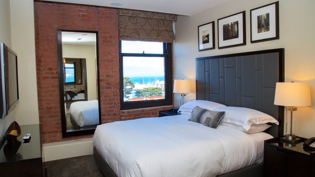 Photo of Bedroom in Fisherman's Wharf
