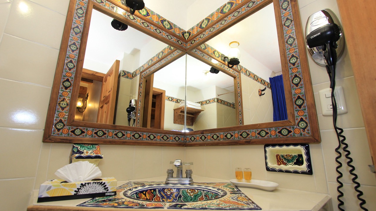 Photo of Bathroom in De La Merced