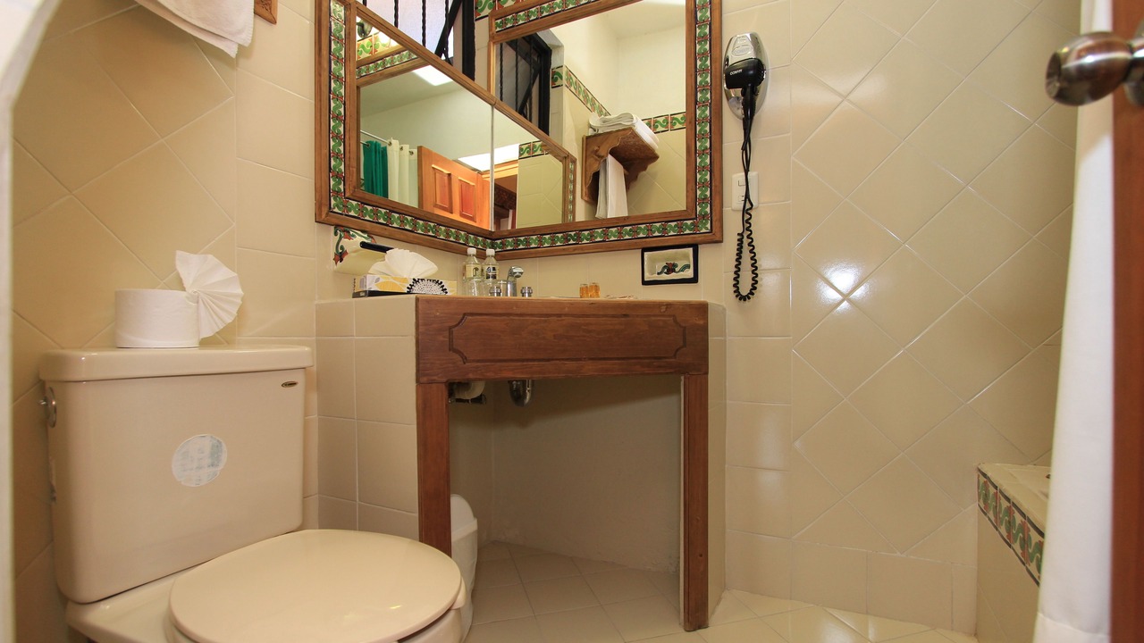 Photo of Bathroom in De La Merced