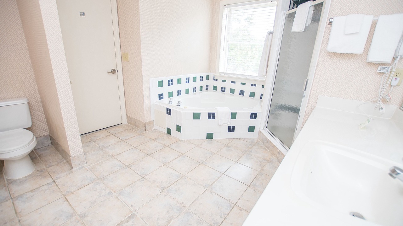 Photo of Bathroom in Hiawassee