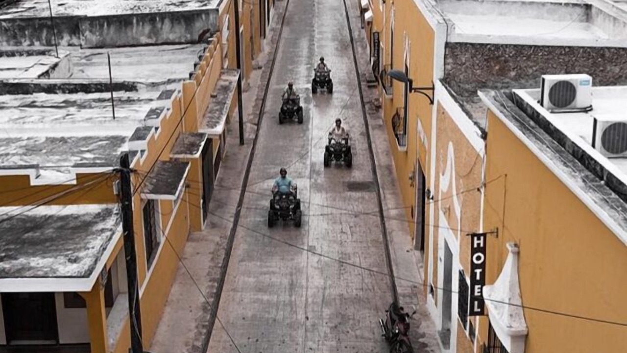 Photo of Others in Izamal