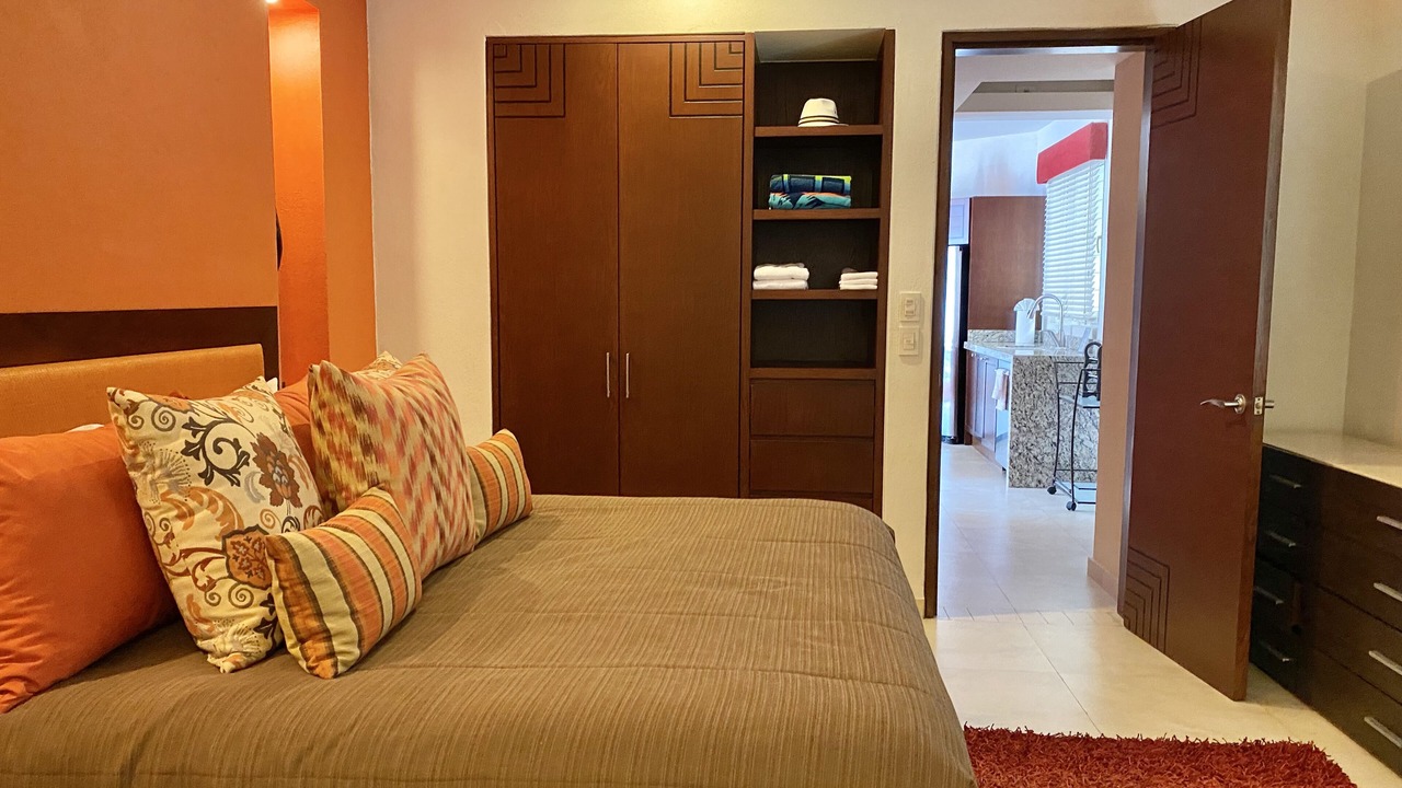 Photo of Bathroom in Romantic Zone