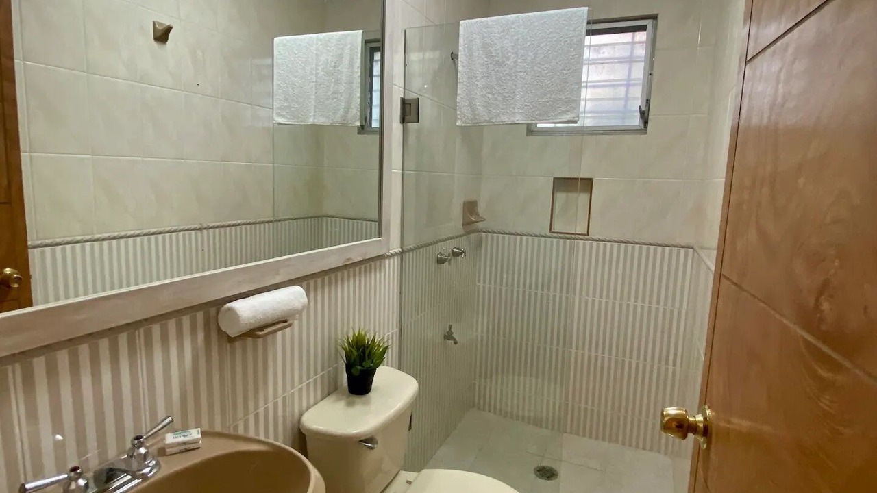 Photo of Bathroom in Balcones de Loma Linda