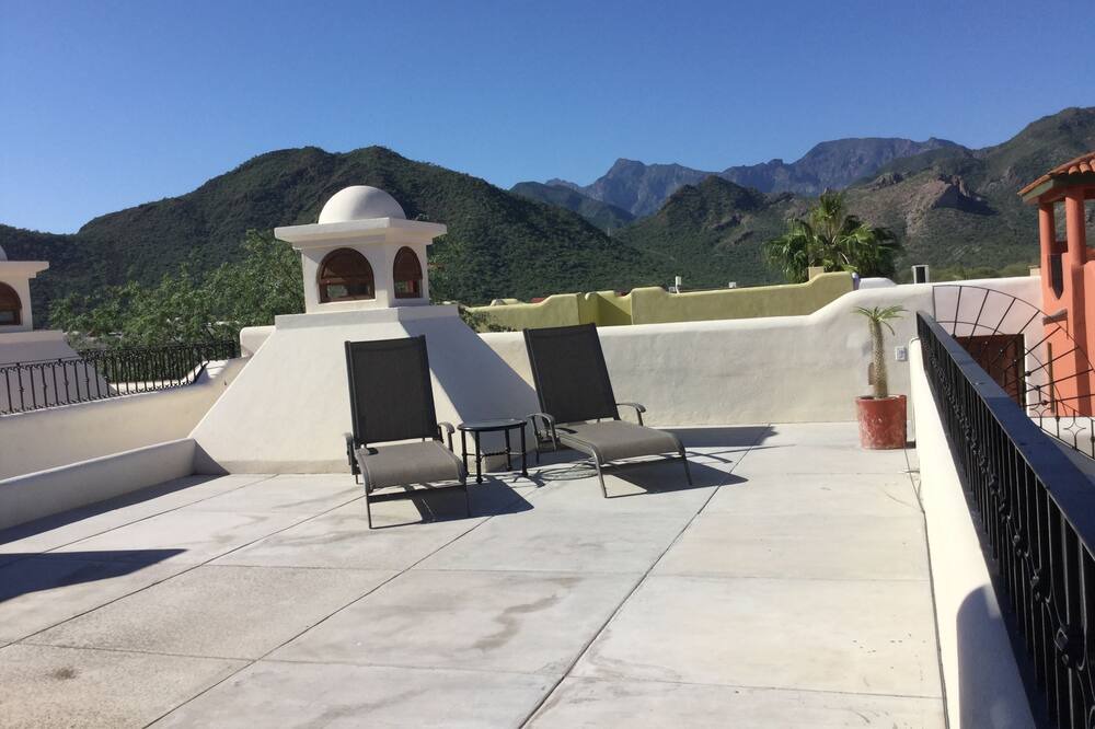 Photo of Patio Balcony in Nopolo