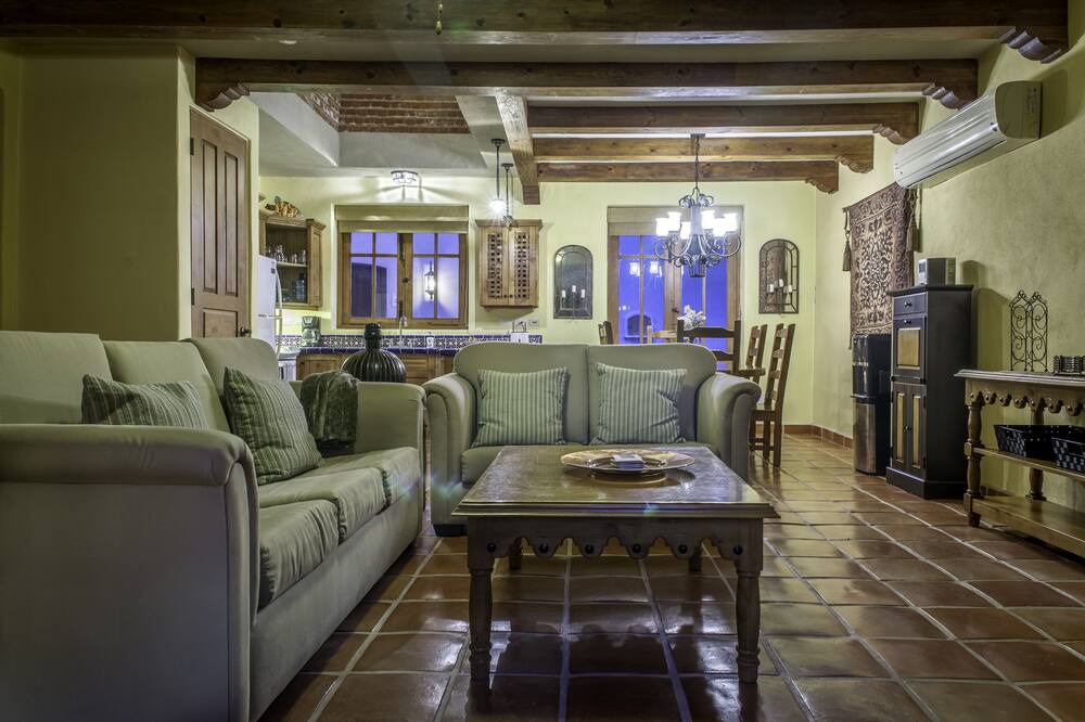 Photo of Livingroom in Nopolo