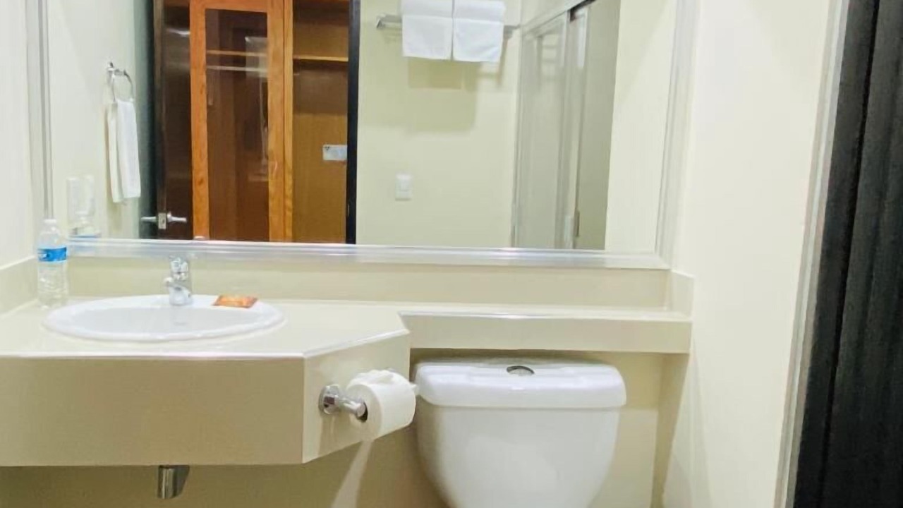 Photo of Bathroom in Poza Rica