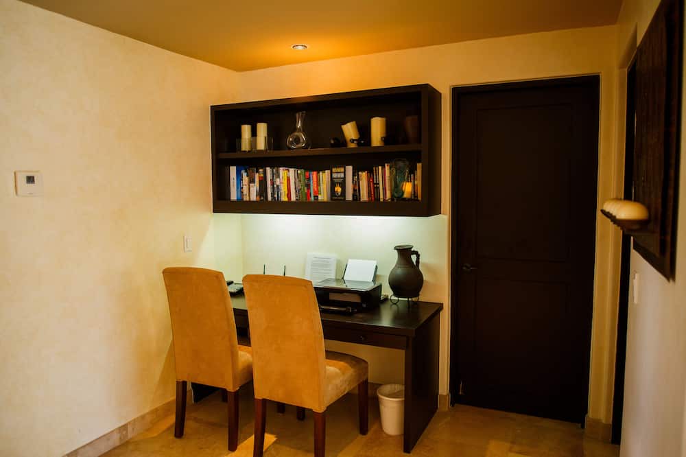 Photo of Others in Zona Hotelera