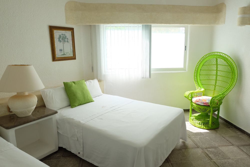 Photo of Bedroom in Las Brisas