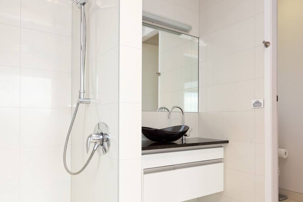 Photo of Bathroom in Omori