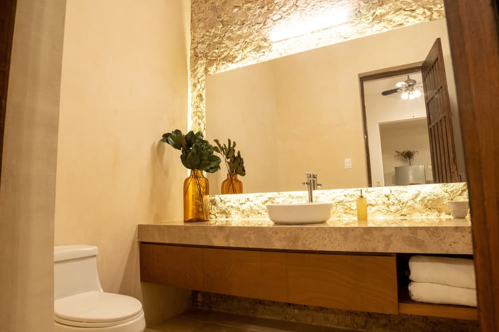 Photo of Bathroom in Centro
