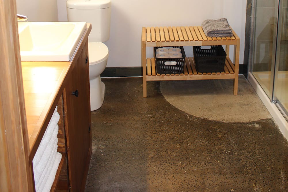 Photo of Bathroom in Gore