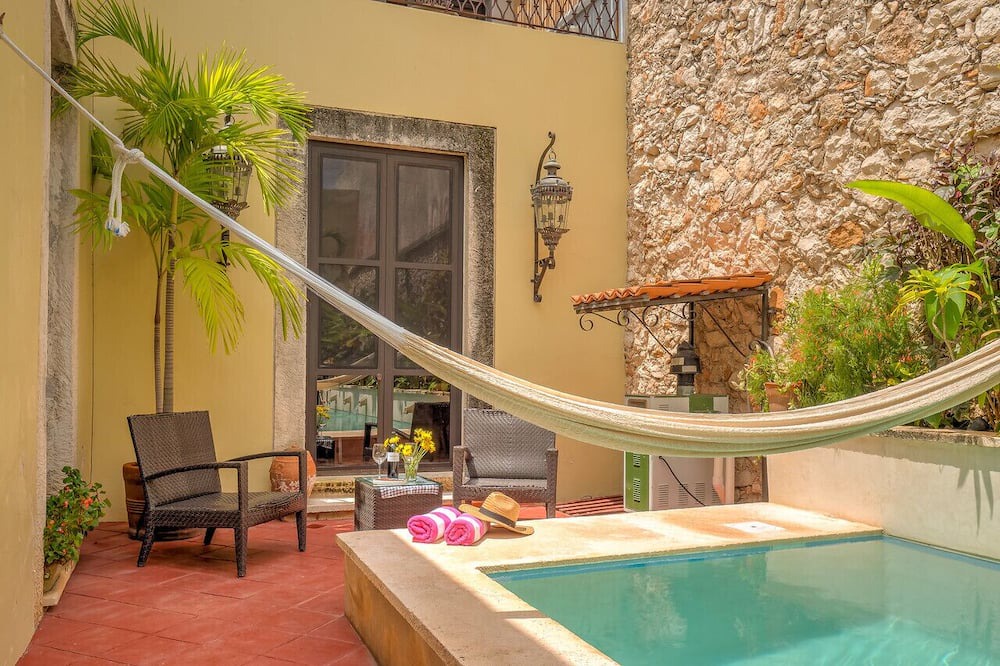 Photo of Patio Balcony in Barrio de Santiago