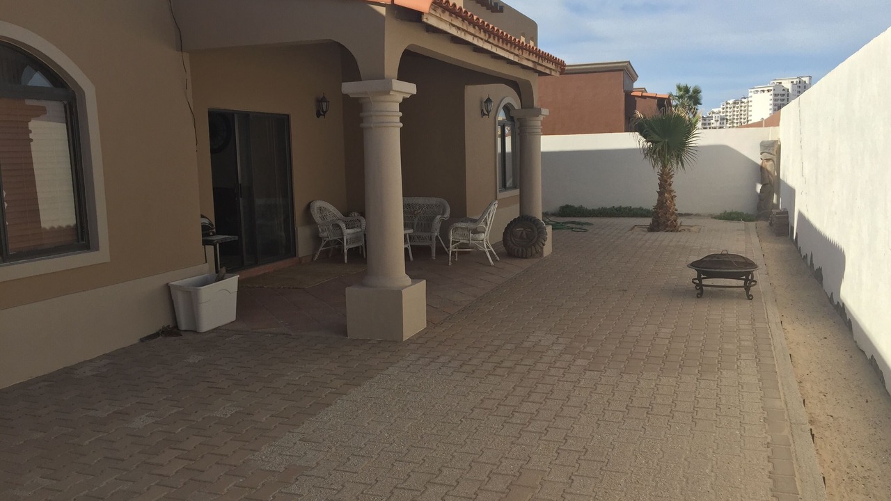 Photo of Patio Balcony in Sandy Beach